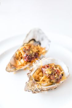 fresh oyster with thai style sauce