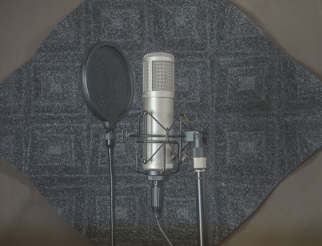 Speech pad Sound recording room and Mic condenser