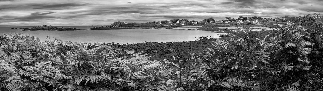 B&W panorama of the beach in Brittany, France