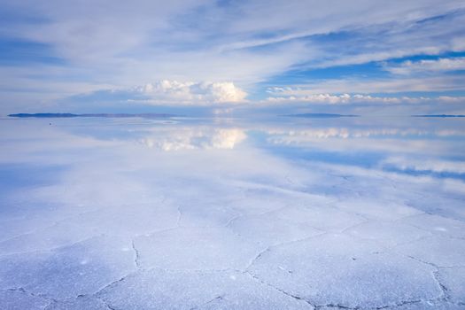 Salar de Uyuni salt white flats desert, Andes Altiplano, Bolivia