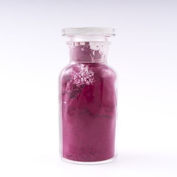 glass containers containing natural colored powder