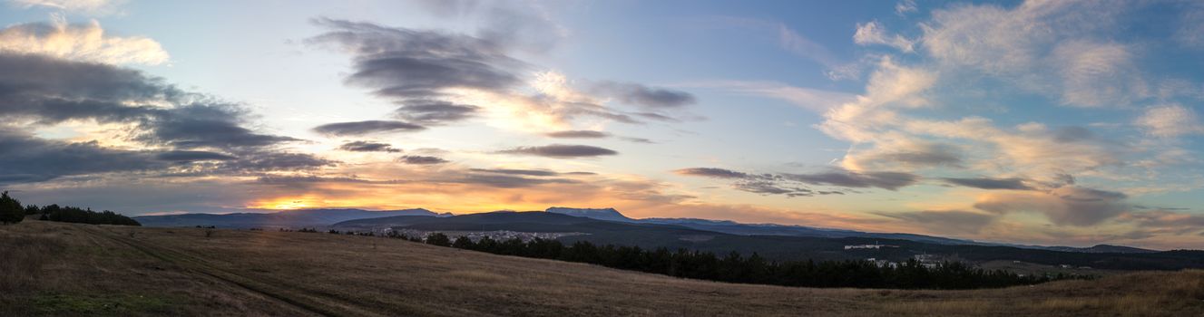 landscape gf Dawn over the mountain valley