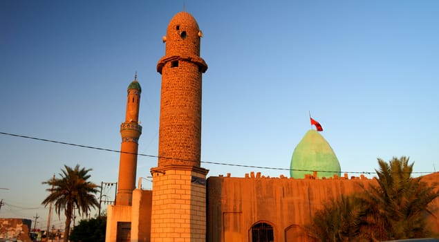 Exterior view of Nasiriyah mosque in Iraq