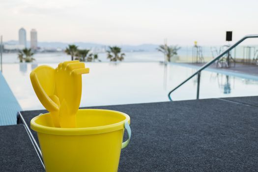 Infinite swimming pool in barcelona