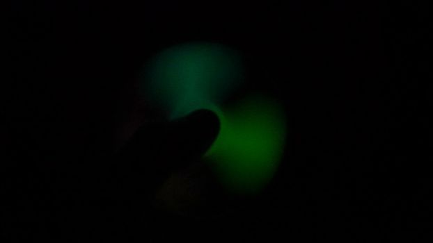 glow in the dark spinner hand in hand.