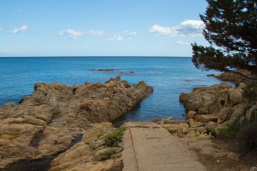 a path that leads you to the underwater world