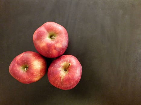 apples