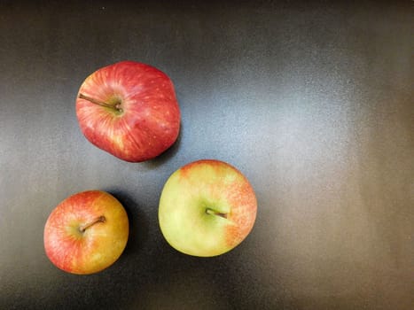 apples