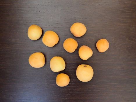 apricots
