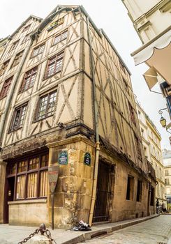 Old medieval house in Paris, very rare Middle ages house