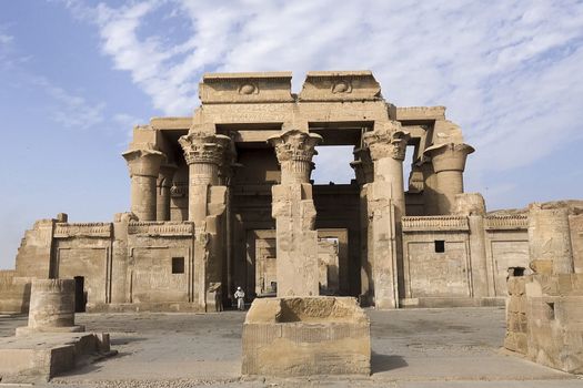 Buildings and columns of ancient Egyptian megaliths. Ancient ruins of Egyptian buildings