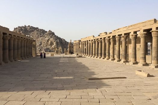 Buildings and columns of ancient Egyptian megaliths. Ancient ruins of Egyptian buildings