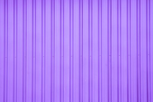 Aluminium dark purple list with metal sheet fence.