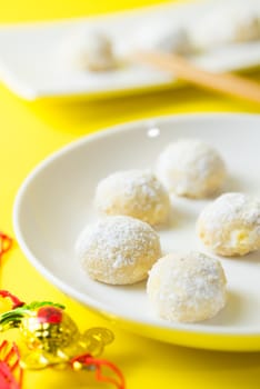 Homemade snow ball cookies ready to serve