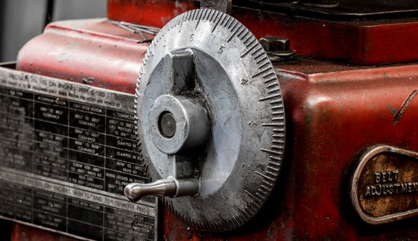 Vintage antique automotive machine shop honing machine dial indicator wheel and hand crank with size chart