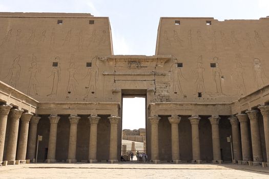 Buildings and columns of ancient Egyptian megaliths. Ancient ruins of Egyptian buildings