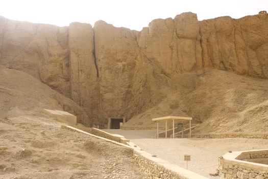 Buildings and columns of ancient Egyptian megaliths. Ancient ruins of Egyptian buildings