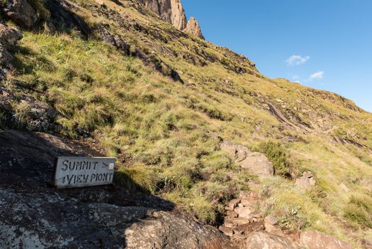 A directional sign board on the Sentinel Trail to the Tugela Falls in the Drakensberg