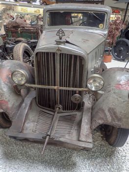 an oldtimer from the twenties in a museum