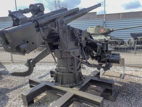 a aviator defense cannon from t he world war at the musem