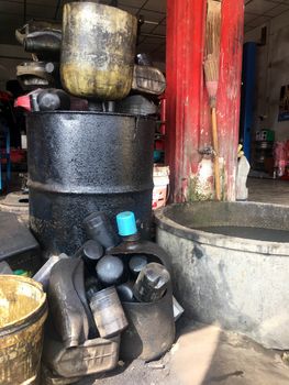 Used engine oil tank And blue oil filter