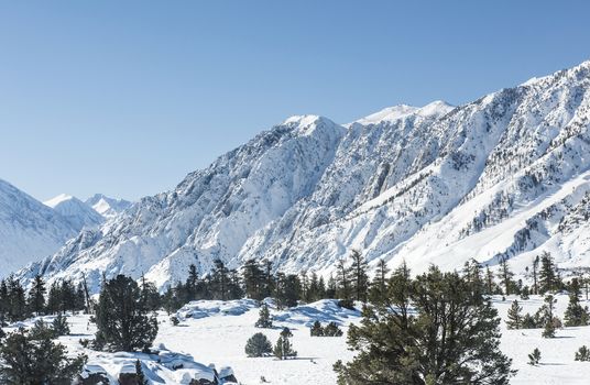 View of the SIerras in winter from highway 395