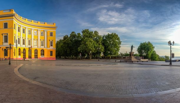 Giant staircase and Monument to Duc de Richelieu on Primorsky Boulevard in the city of Odessa, Ukraine. Panoramic view in a summer morning