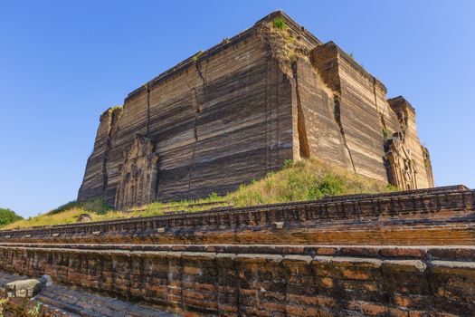 Mingun Pahtodawgyi Temple in Mandalay, Myanmar ( Burma )