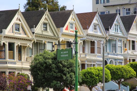 Painted Ladies at Alamo Square, San Francisco, California