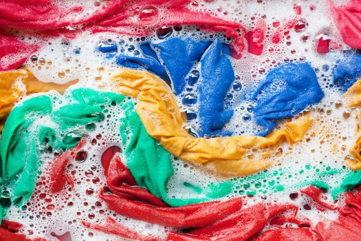 Soak a cloth before washing, Color clothes