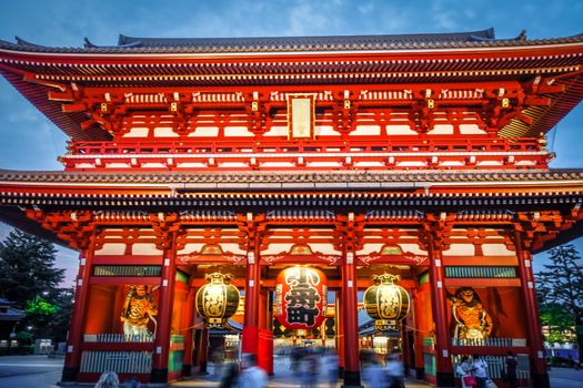 Kaminarimon gate and Lantern at night, Senso-ji temple, Tokyo, Japan