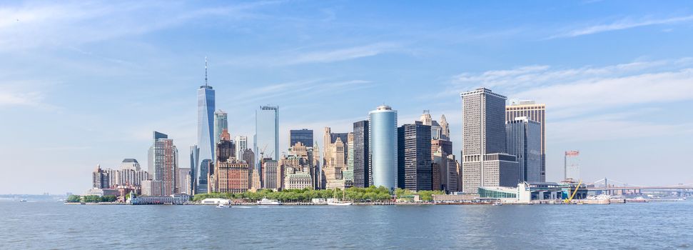 Panoramic view of Lower Manhattan, New York City, USA.