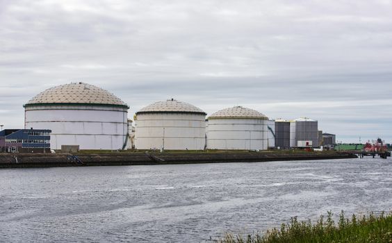 oil storage tanks in rotterdam europoort harbor