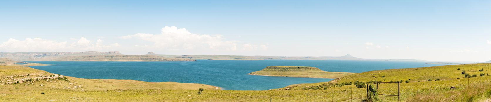 A panoramic view of the Sterkfontein Dam in the Free State Province