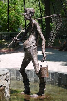 Monument to Dureman catching leeches, hero of the tale of Pinocchio