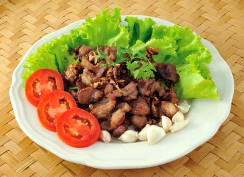 Fried pork with garlic.