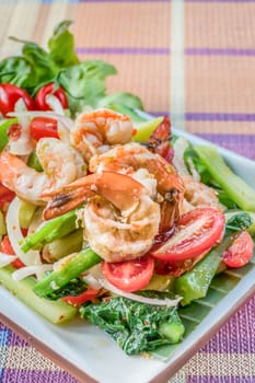 spicy salad with shrimp and mixed vegetables , asian food