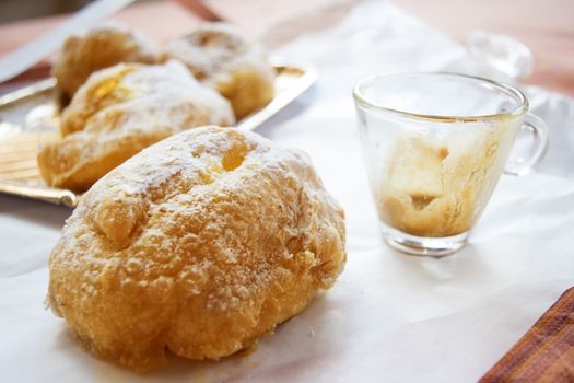 italian cream puff stuffed with custard typical of father day and called puff of St joseph