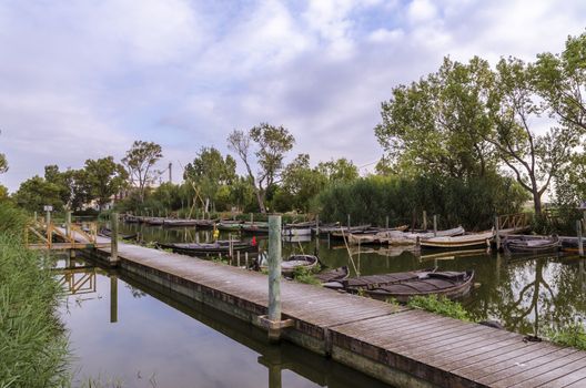 The Port of Catarroja is one of the main accesses to the Albufera. It has been a point of connection and union through navigation with other locations, at the time when the rest of the communications were insufficient.