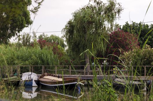 The Port of Catarroja is one of the main accesses to the Albufera. It has been a point of connection and union through navigation with other locations, at the time when the rest of the communications were insufficient.