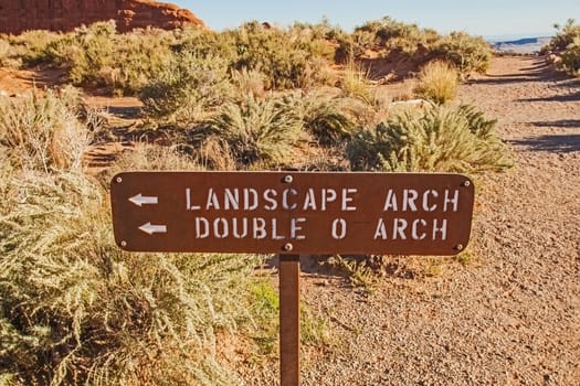 The way to the Landscape- and Double O Arches in the Arches National Park, Utah, USA