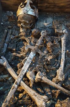 Medieval skeleton, detail of a medieval king