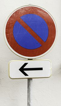 Prohibited parking sign for cars, detail of information