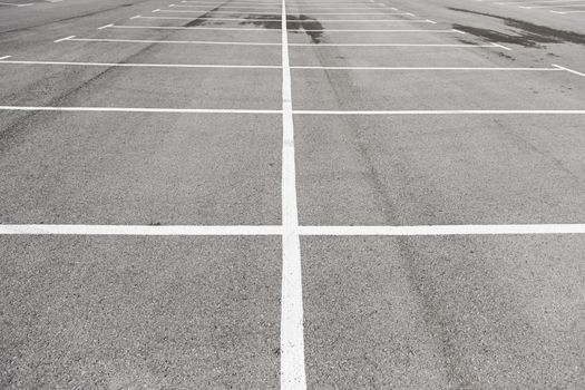 Parking lines on the asphalt, details of circulation signals
