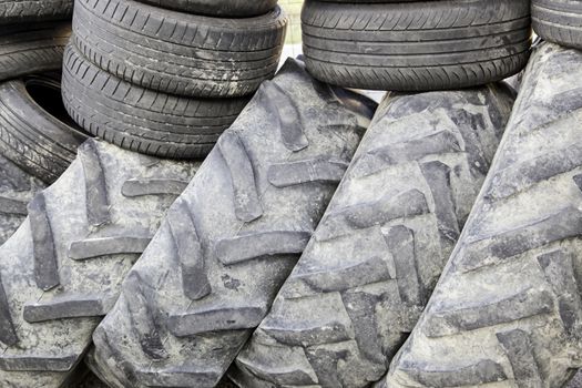 Old car wheels, detail of tires, rubber and rubber