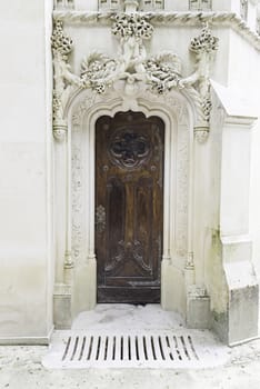 Old wooden door, detail of a decorated wooden door, art and monuments