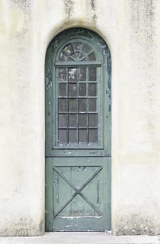 Old wooden door, detail of a decorated wooden door, art and monuments