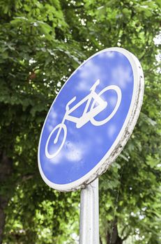 Bike signal, a signal detail information for the use of bicycles, and road safety precaution