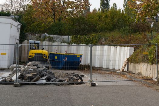 Demolition of the petrol station in Heiligenhaus behind the Real supermarket