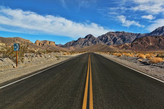 Great American road, crossing a huge Death Valley in Nevadia
